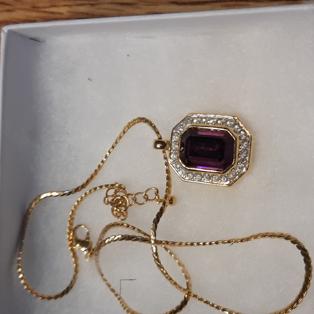 Necklace purple